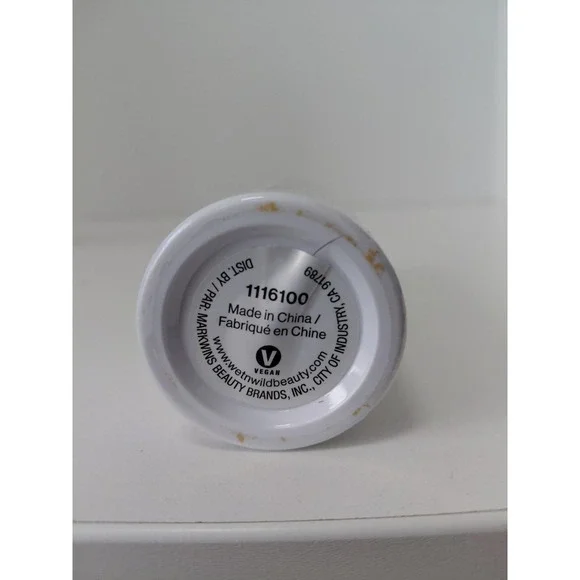 Wet n Wild Photo Focus 24 Hr Natural Finish Setting Mist. 65 ml/2.2 oz. Sealed. - Picture 4 of 4